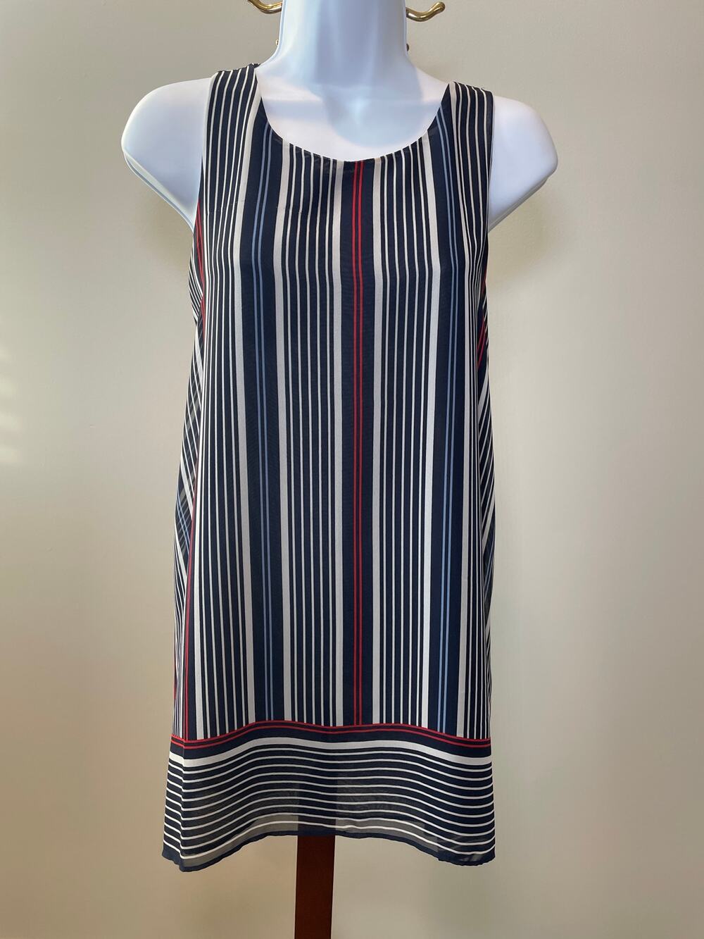 Max Edition Women’s Large Sleeveless Striped Top Navy White Red NWOT